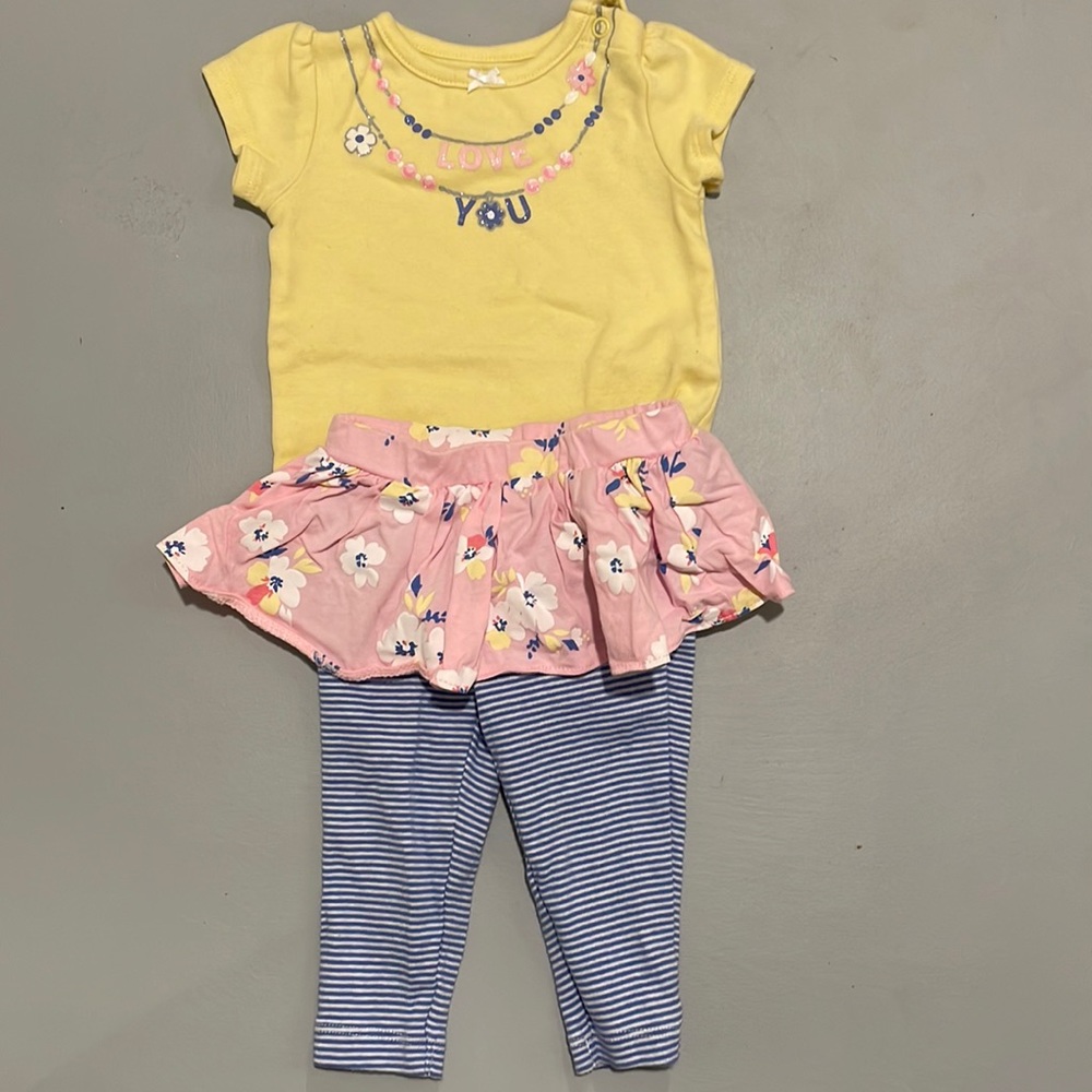 Carter girls outfit